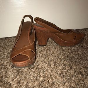 Gianni Bini wedges